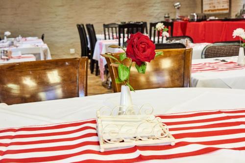 Greater Johannesburg Metropolitan Area Hotel | Kwa-Eden Hotels and Conferencing