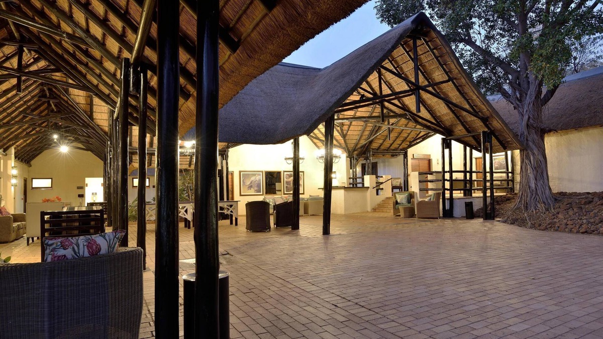 Pilanesberg National Park Cabin | Kwa Maritane Bush Lodge