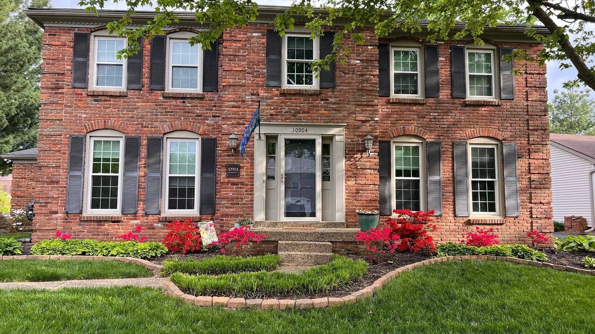 Douglass Hills House | KY Derby Rental … Charming 3-bedroom house, sleeps 6