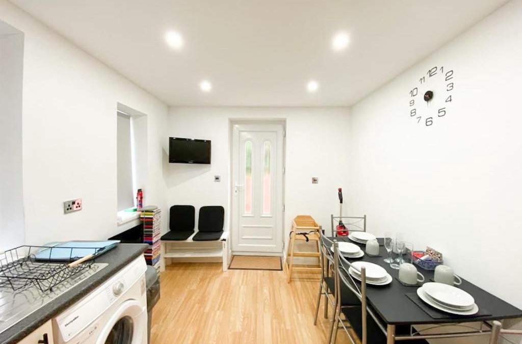Hillsborough House | Kyle house
