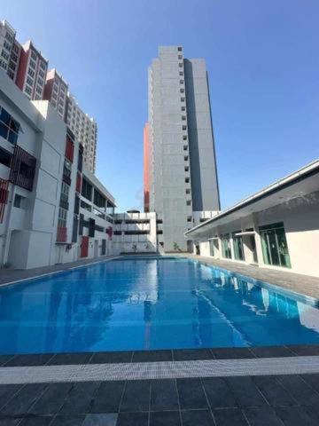 Taman Jubilee Apartment | Kyra's Downtown Delight