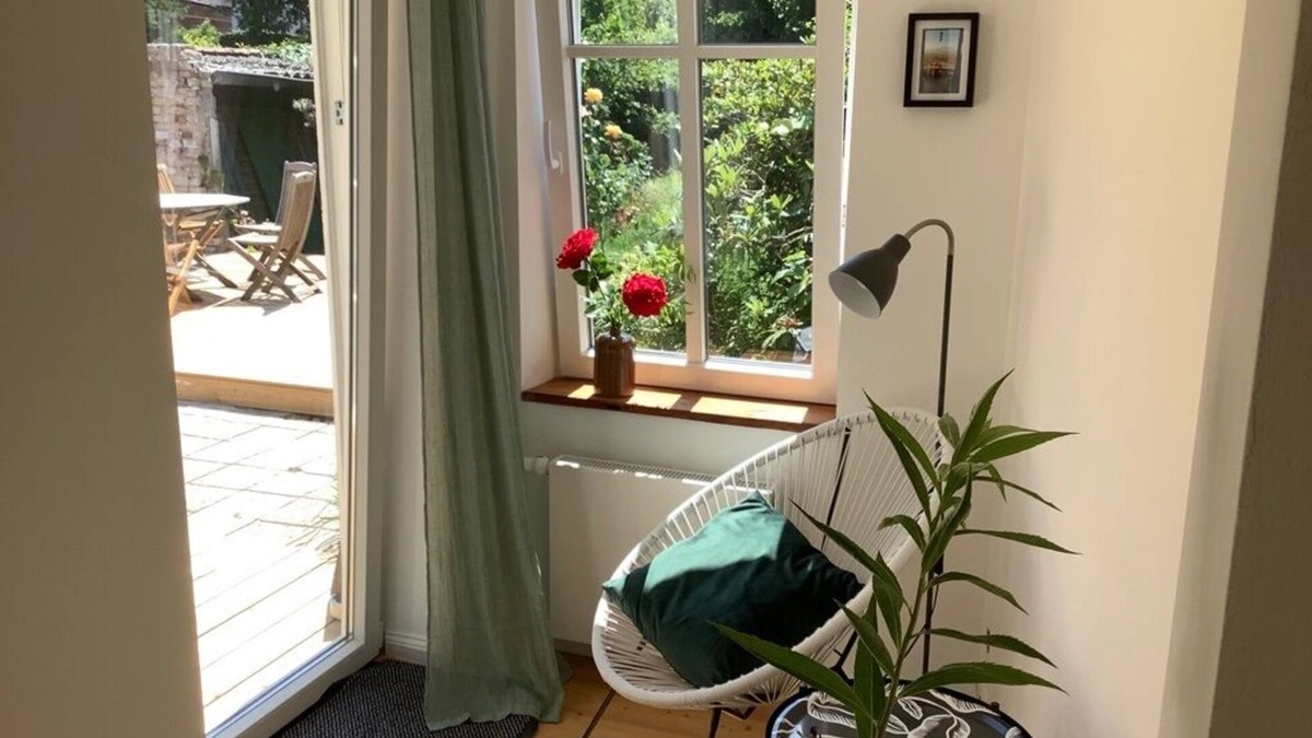 Burgtor / Stadtpark House | Lübeck - stylish holiday home - Beach & Pools close , Garden, Wifi, Free parking