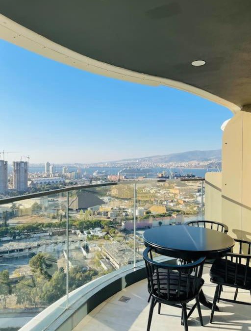Izmir City Centre Apartment | Lüx deniz manzaralı FOLKART VEGA Residence