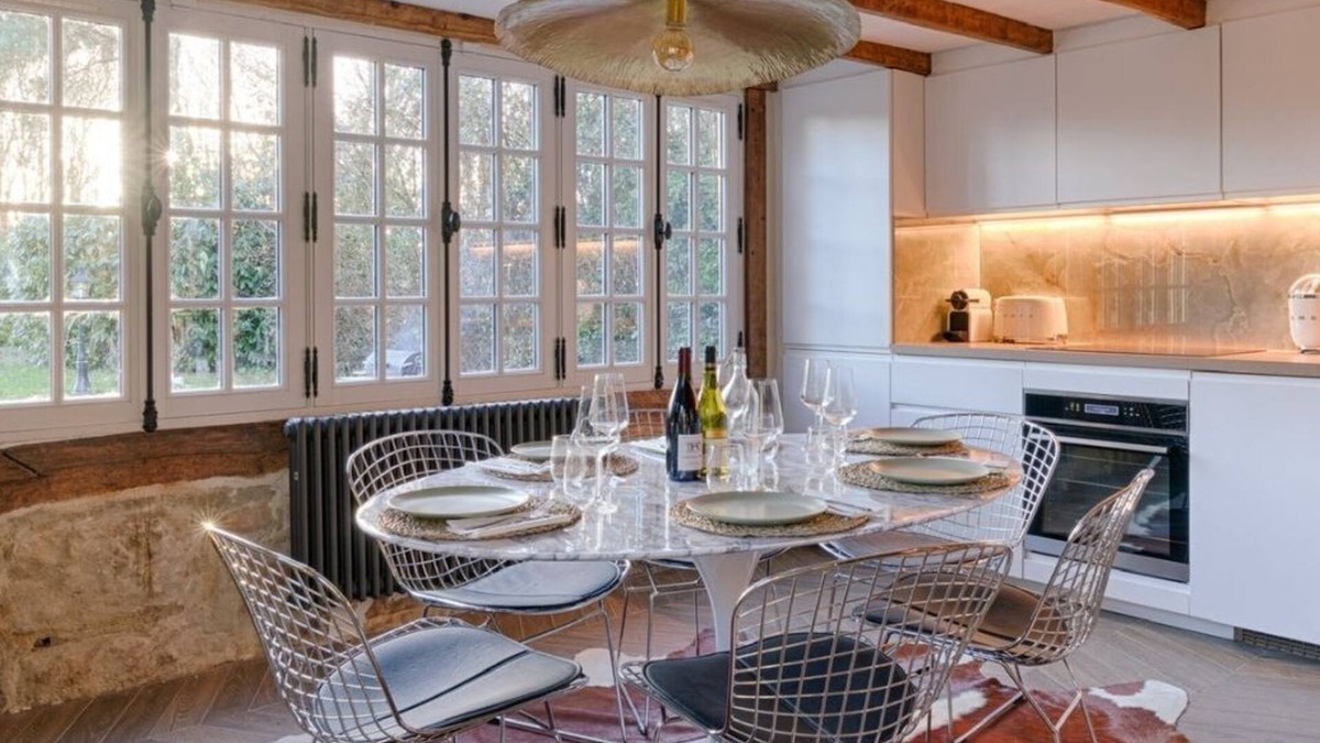 Branville House | L'Écrin de luxe by Les Maisons de Charloc Homes