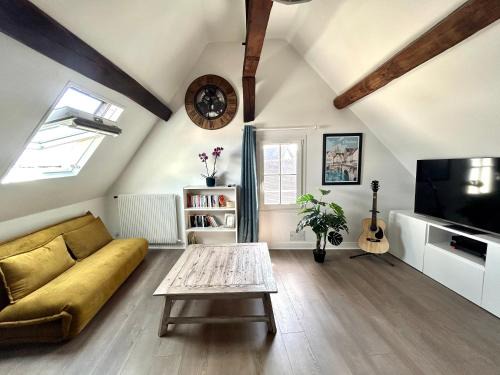 Chartres Apartment | L Écuyer appartement au cœur du quartier historique