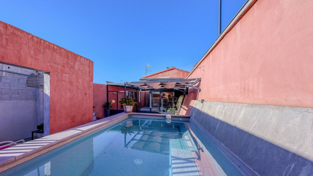 Roquefort-la-Bedoule Apartment | L’Abri des Regards - Piscine et jacuzzi