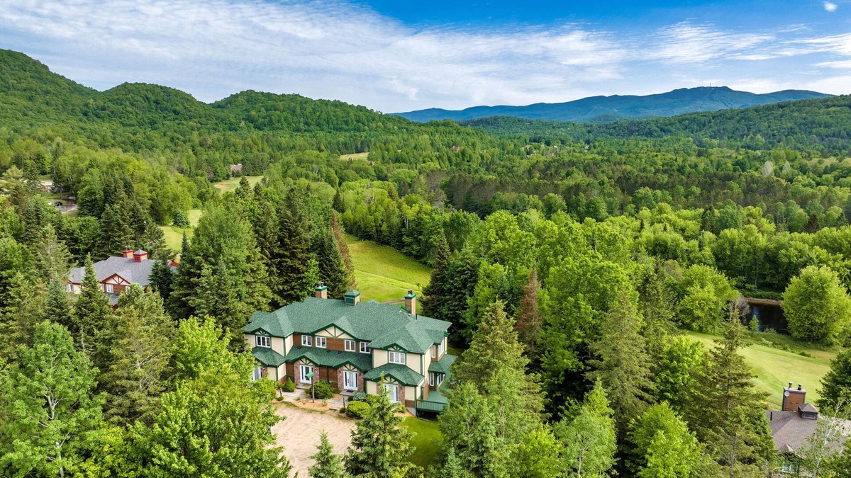Mont-Tremblant House | L'Aiglon - RVMT