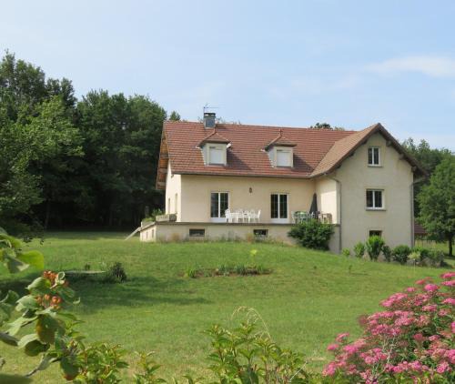 Pont-du-Navoy Apartment | L'Aintemporel - Gîte calme 4 personnes