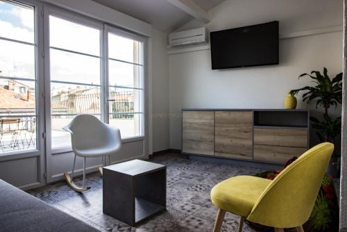 Montpellier-Centre Apartment | L'amoureux - terrasse et climatisation coeur de ville