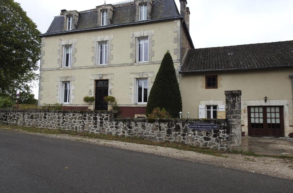 Piegut-Pluviers Bed & Breakfast | L'Ancienne Gare Chambre d'Hôte