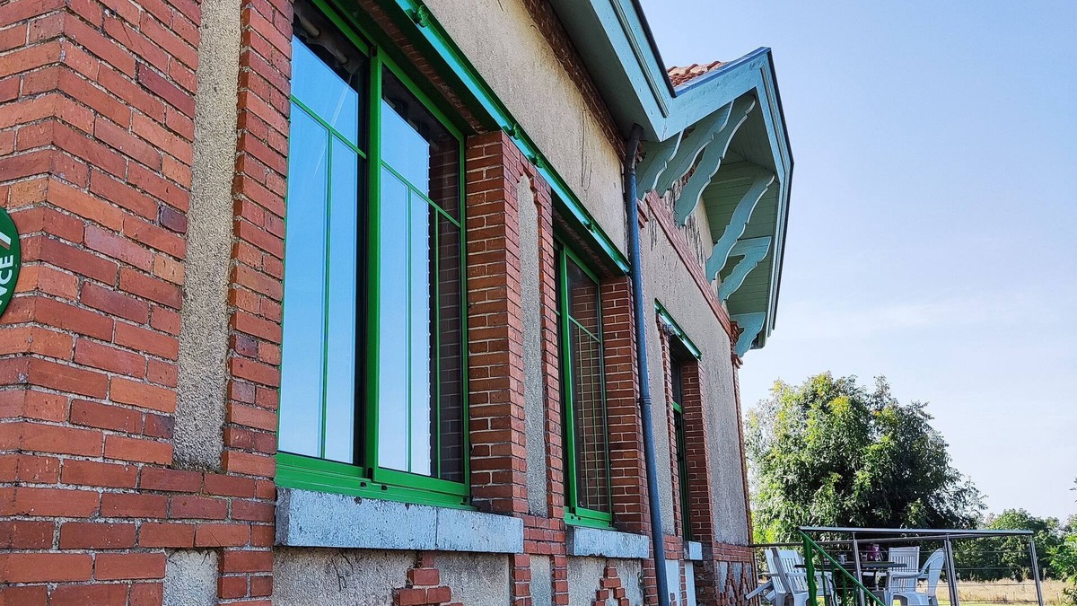 Arcais House | L'ANCIENNE LAITERIE, in the heart of the Marais Poitevin, greenery, biking and hiking