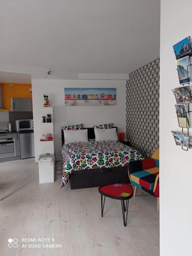 Le Treport Apartment | L'arc-en-ciel