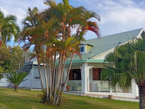 Grand-Bourg House | L'ASETA Paradise