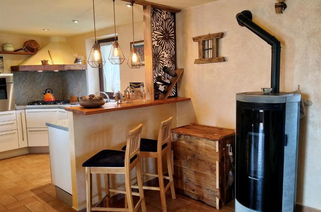 Gignod Apartment | L'Atelier du Temps - Tzi Voycas