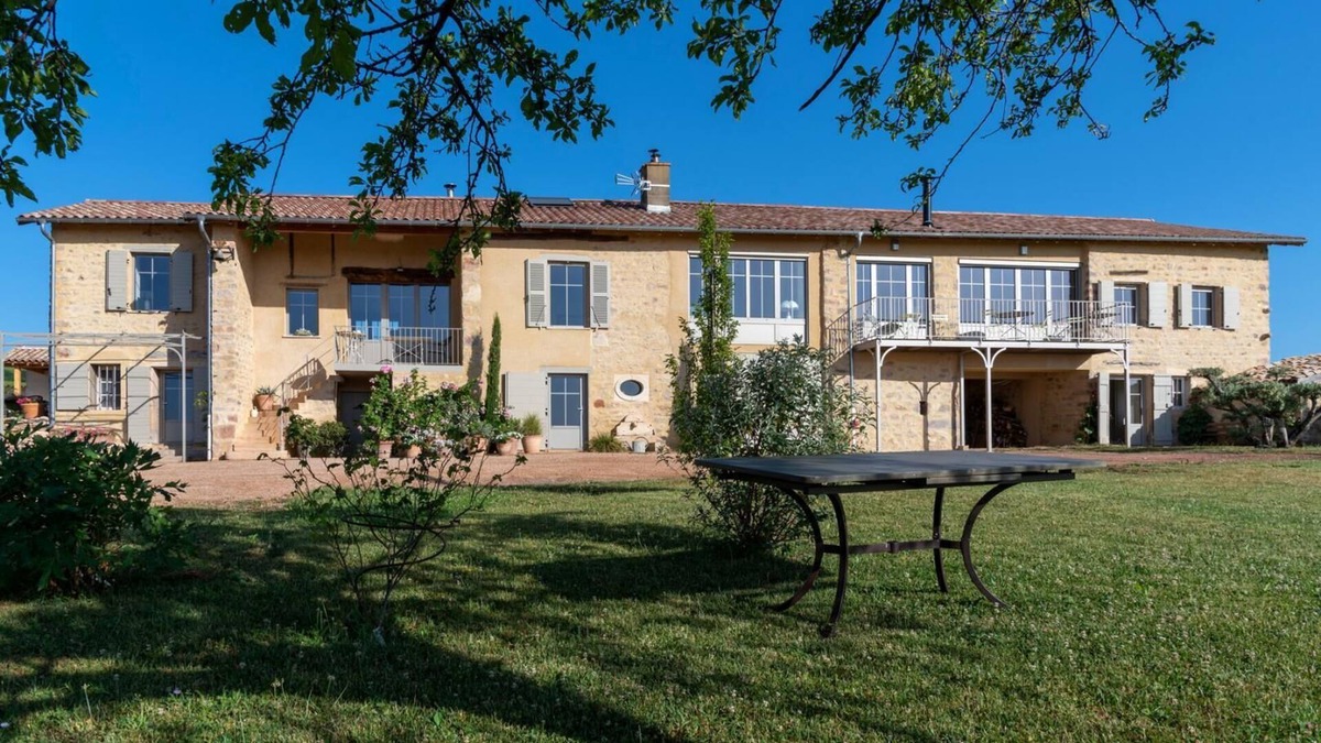 Saint-Amour-Bellevue House | L'atelier - Saint Amour Bellevue