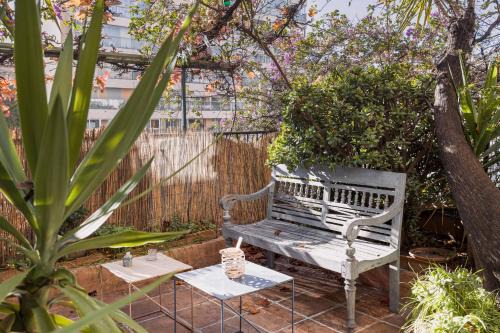 Cannes City Centre Apartment | L'Atelier - Jardin, 8mn Palais&Plage, spacieux