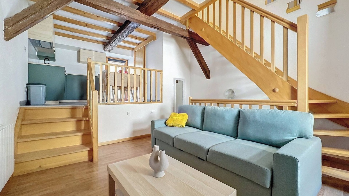 Eguisheim Apartment | L'Atypique d'Eguisheim, Gîte L'Atypique, comfort and originality, historic center of Eguisheim