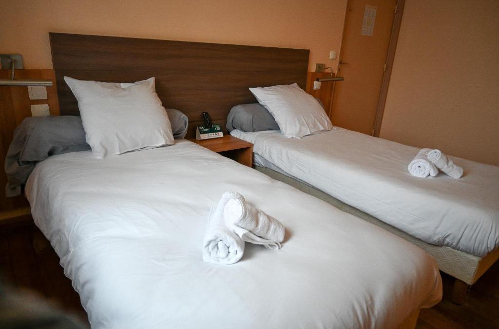 Arzacq-Arraziguet Hotel | L'auberge d'Alex