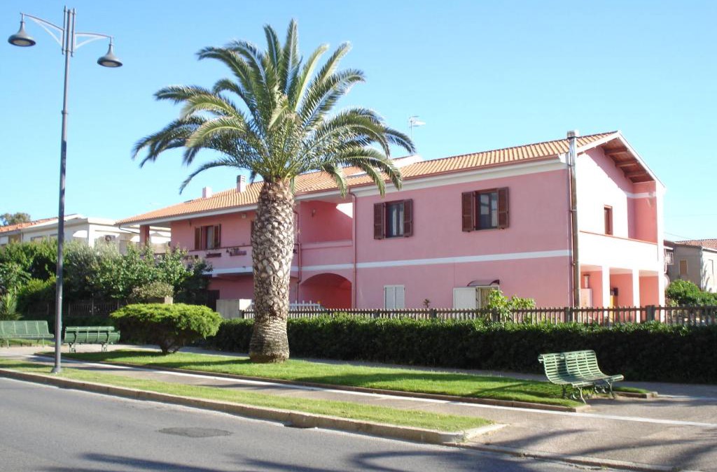 Carbonia Bed & Breakfast | L'Aurora Viola
