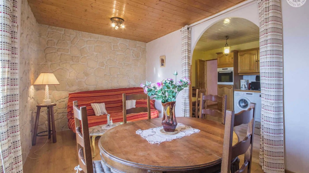 Thoiry House | L'ECLAIRCIE - THOIRY