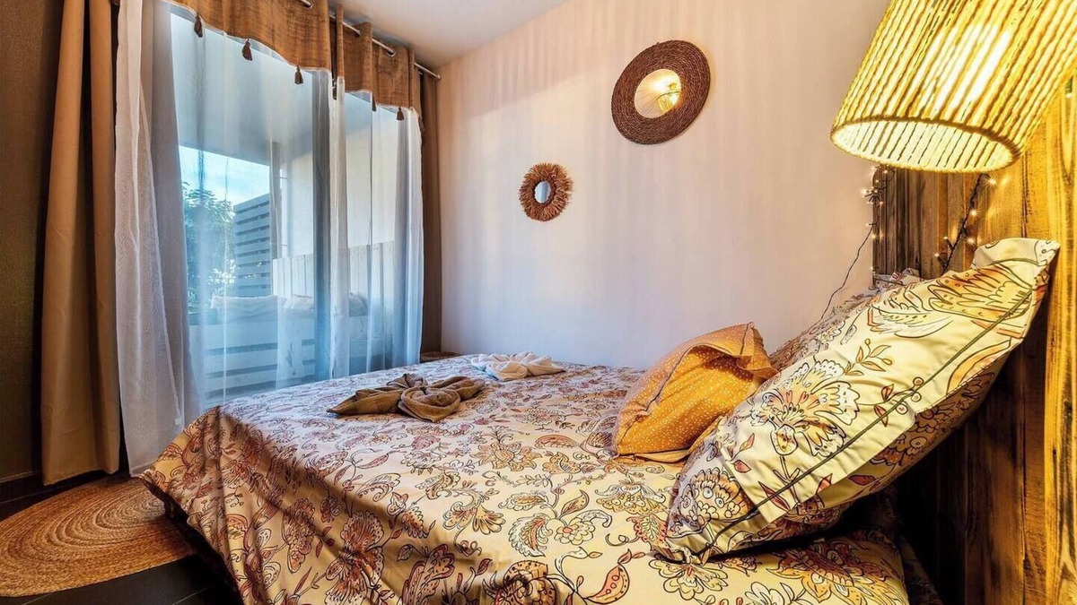 Plateau-Caillou Apartment | L'Ecrin Bohème