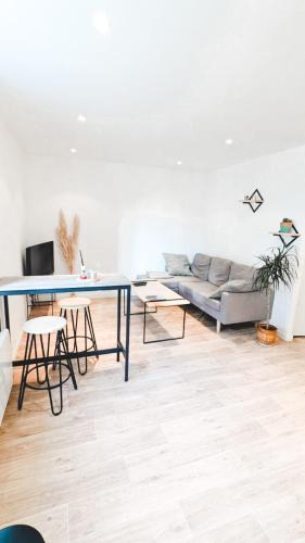 Dufau-Tourasse Apartment | L'Elégant - Idéal Couple - Parking Gratuit