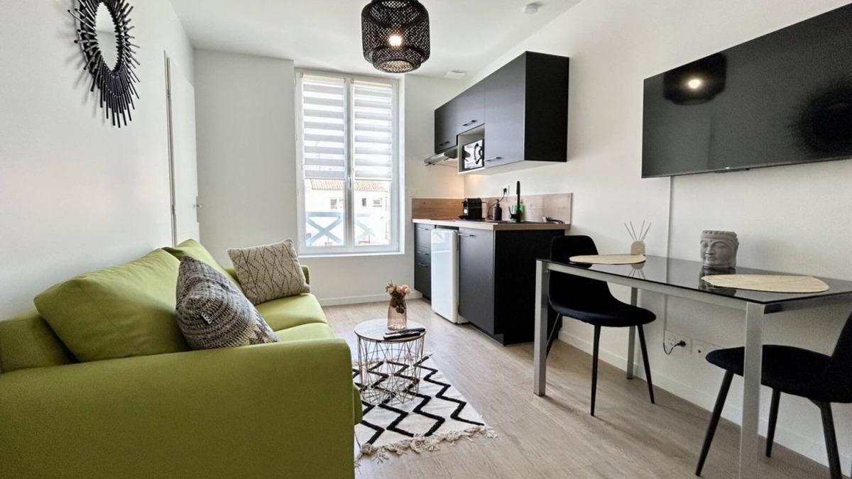 Fort-Mahon-Plage Apartment | L'Escale: Your romantic cocoon in Fort-Mahon-Plage!