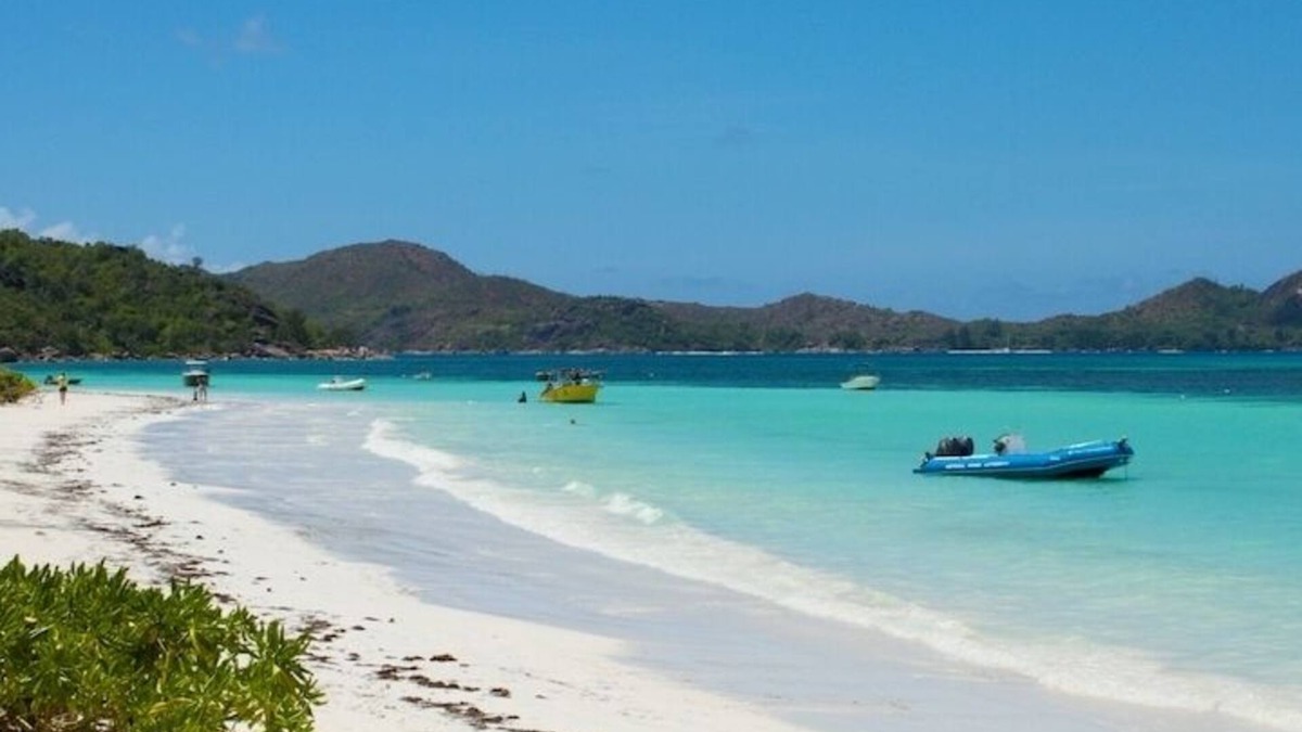 Praslin Island House | L'Hirondelle