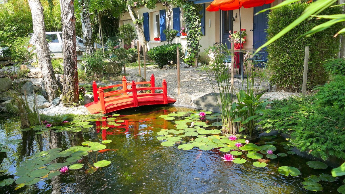 Nieul-sur-Mer House | "L'ILOT BLEU" -3 * - quiet house-La ROCHELLE 7 kms-8 people- 8 bikes-Sea 500m-WIFI