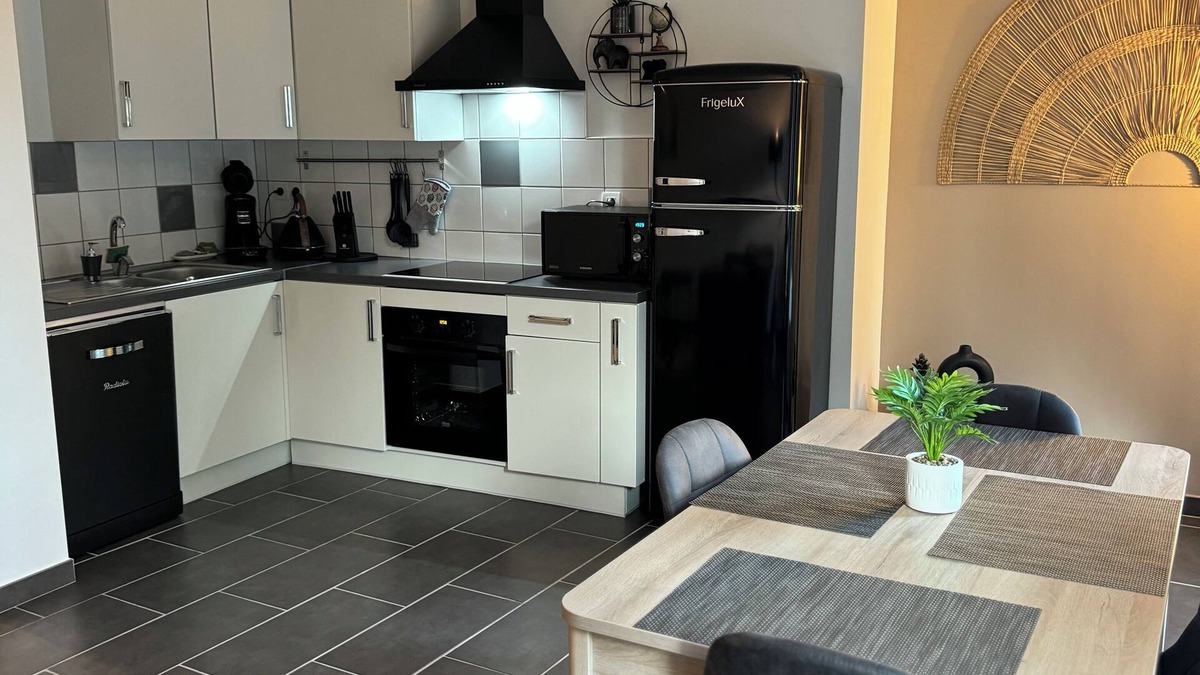 Amboise Apartment | L'oasis Appartement in the heart of Amboise's historic center.