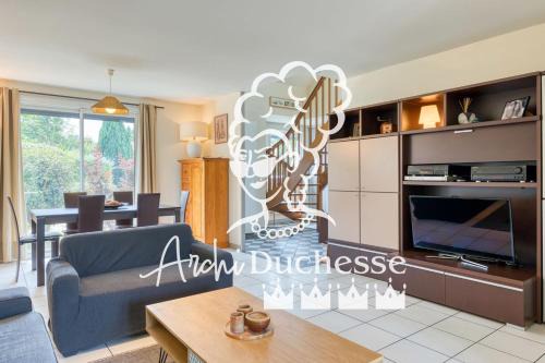 Canteleu House | L'Olivier charmante maison avec parking et jardin