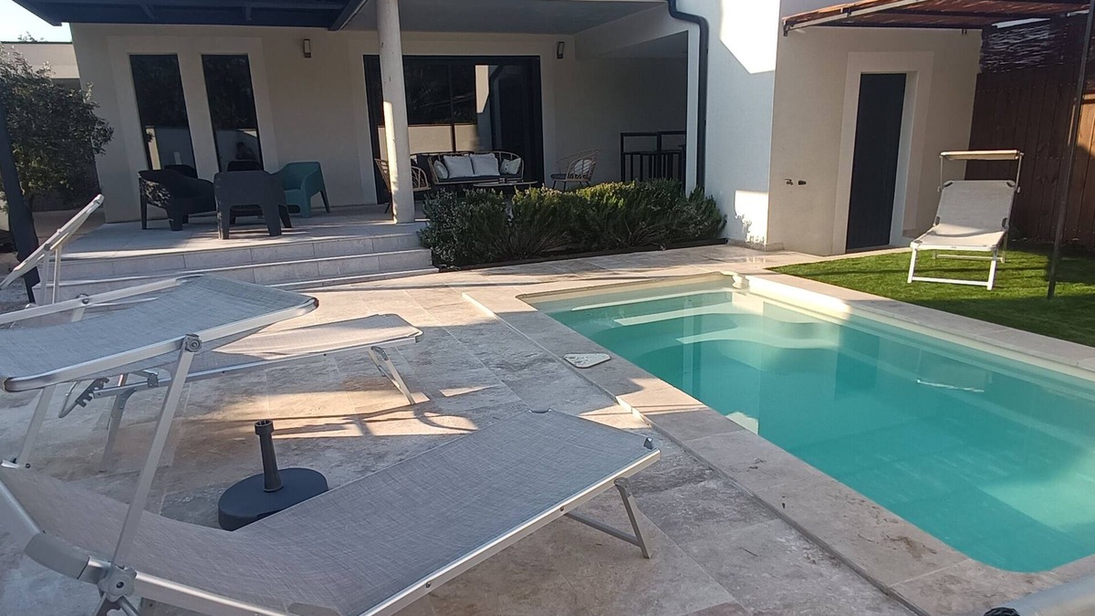 St.-Remy-de-Provence Cottage | L'OREE DES ALPILLES A SAINT REMY DE PROVENCE