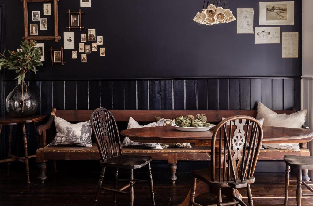 Daylesford House | L'Papillon - stylish & moody 1890's cottage