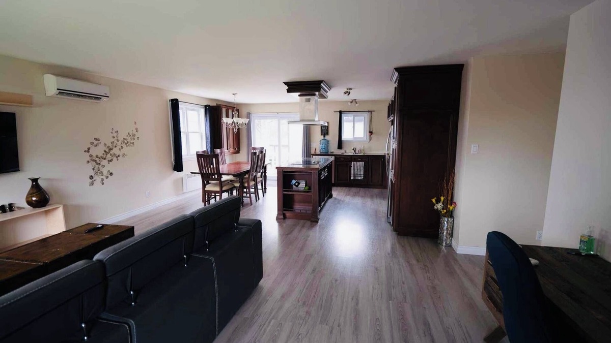 Saint-Ignace-de-Loyola House | La 1171A - Maison au domaine privé