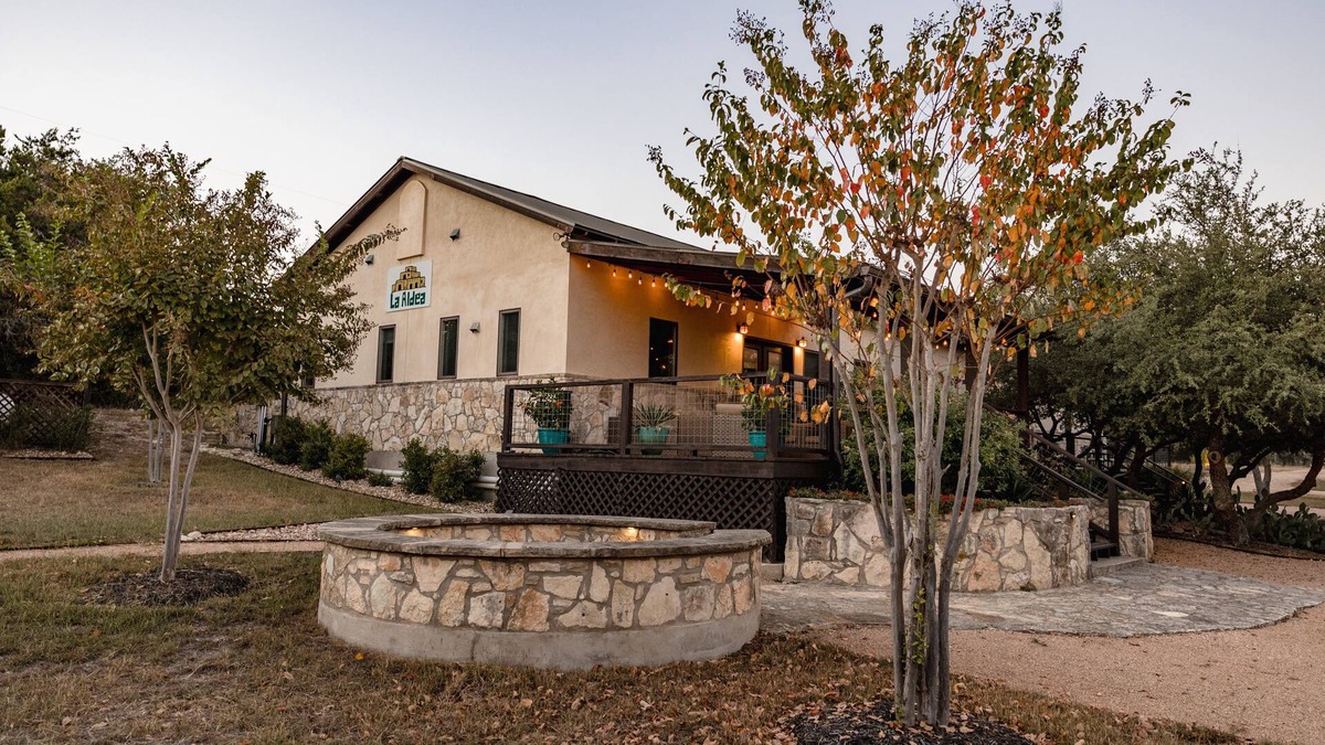 Dripping Springs House | La Aldea House - Asante Lodging and Events