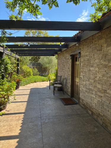 Lompoc House | La Arboleda