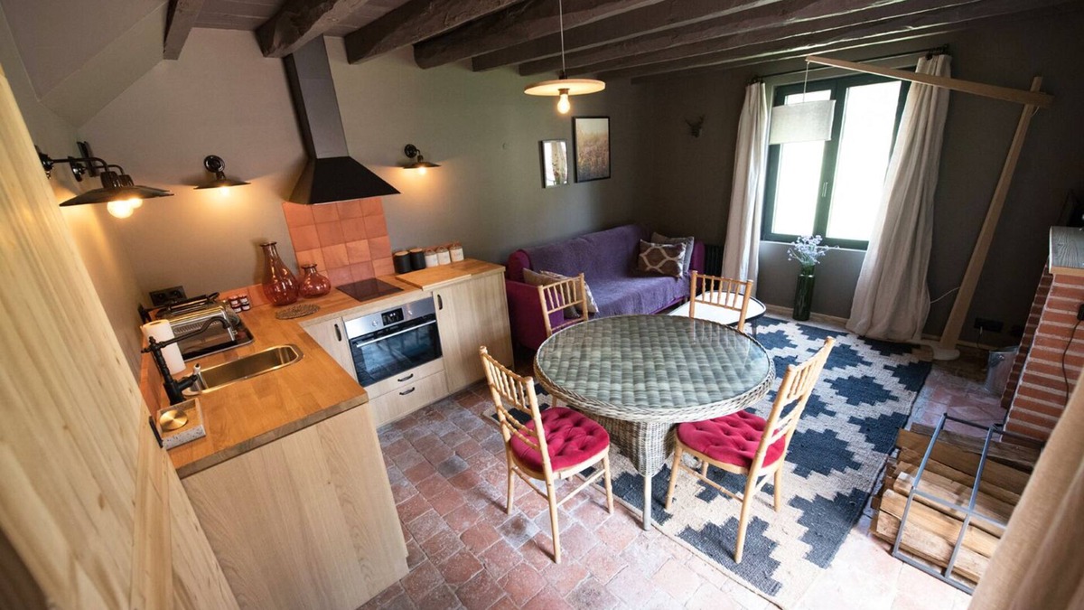 Saint-Laurent-Nouan Apartment | La Barboire Campagne - Little house