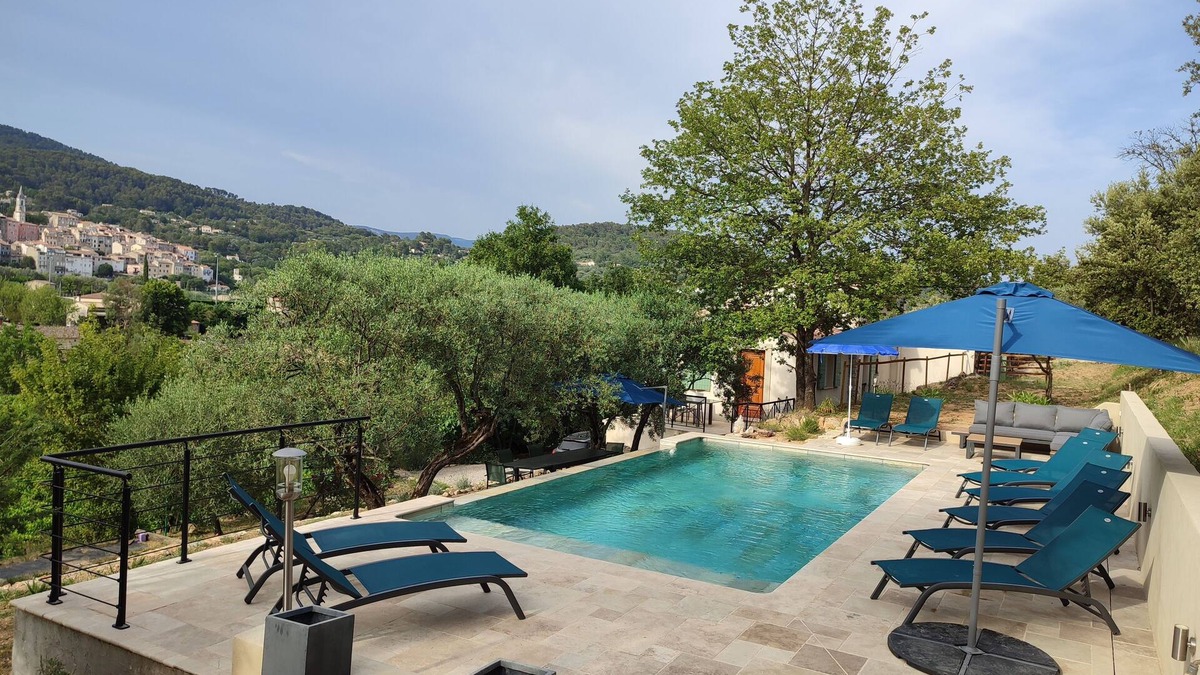Callas House | La Bastide des Oliviers.charming villa in a peaceful setting with swimming pooln