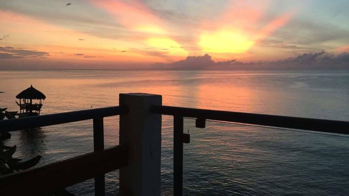 Boljoon Hotel | La Bella Beach House Cebu