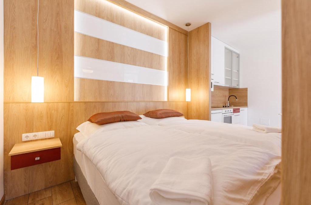 Heviz Apartment | La Bella Centrum apartmanok Piros/Sárga