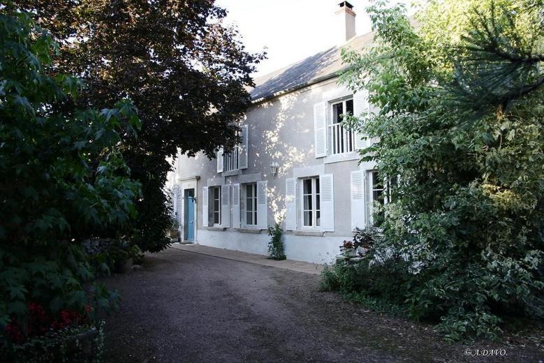 Saint-Andelain House | La Belle des Champs