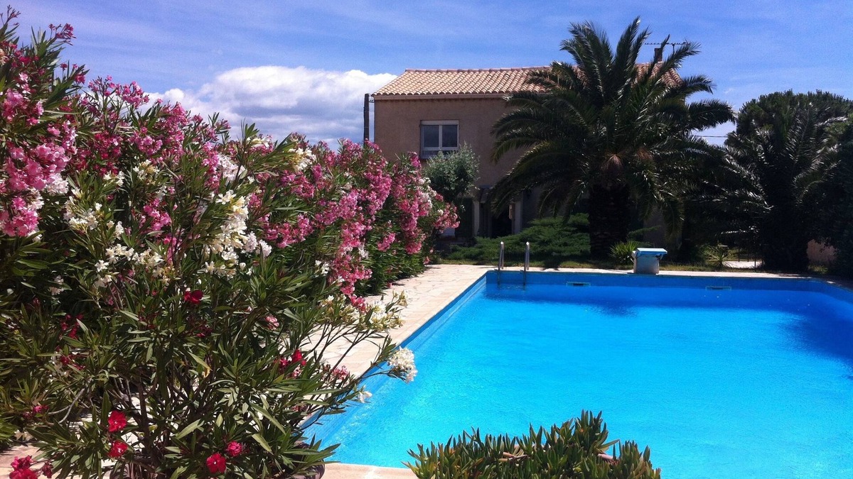Marseillan Villa | La Belle Scribote - Waterside Villa With Magnificent Views Of Étang And Sète