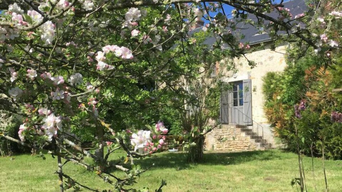 Ceaulmont House | La bergerie - Point de vue sur la Creuse