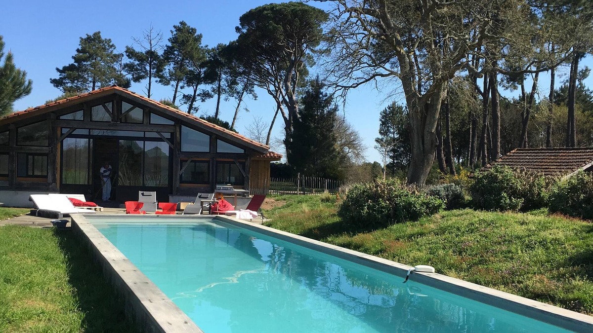 Arjuzanx House | La Bergerie, sleeps 8/10, nature, calm and comfort