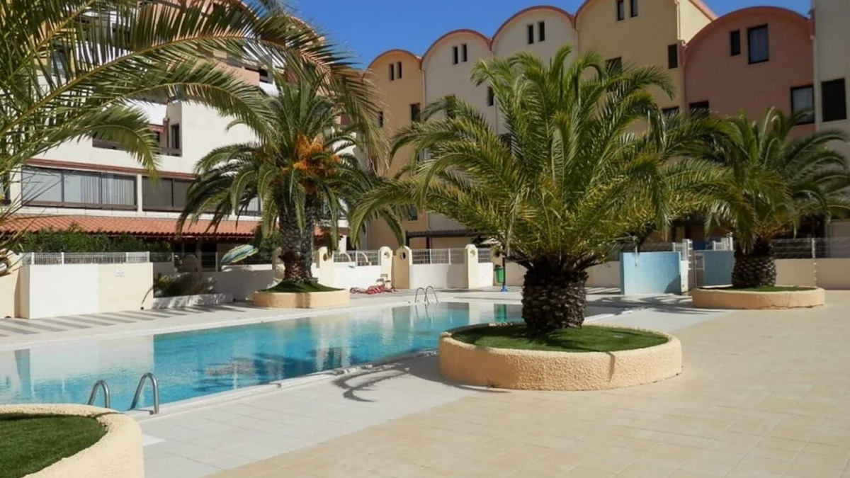 Port Rive Gauche Apartment | La Brigantine - appartement avec piscine proche plage