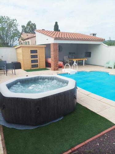 Ceret House | La Céret'nitude