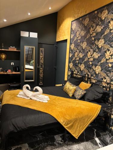 Saint-Cyr-la-Campagne Bed & Breakfast | La cachette enchantée