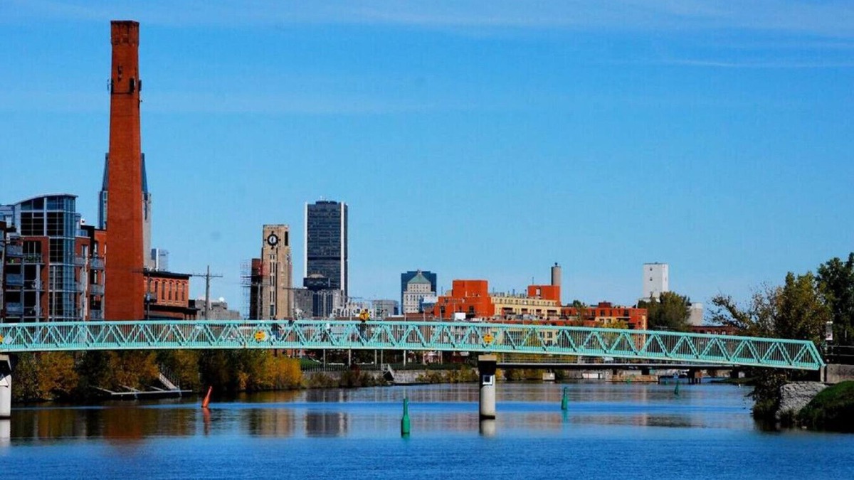 Pointe-Saint-Charles House | La Cachette Montreal