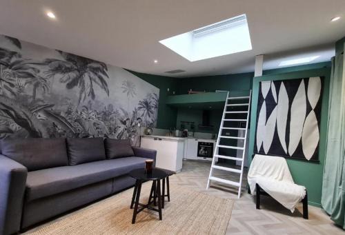 Riom Apartment | La Canopée - Central & Parking