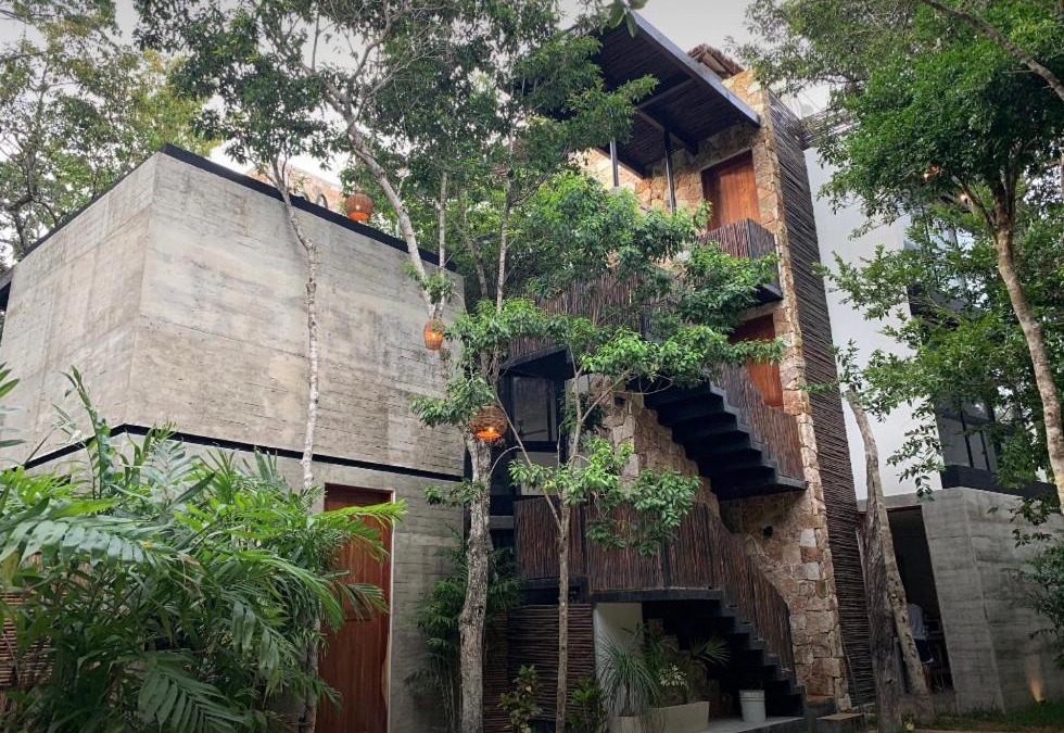 Chemuyil Hotel | La Casa de María 11:11